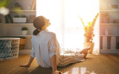 How to Create a Healthy Home Environment: 6 Simple Changes for Better Sleep, Cleaner Air & Less Toxicity